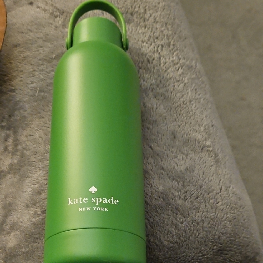 New In Box Kate Spade Vibrant Green Insulated Stainless Water Bottle
